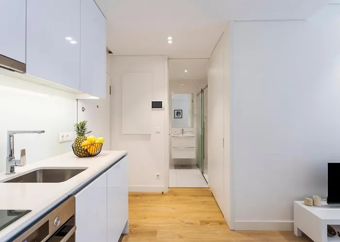 W/ Terrace, Pool & Gym | Antas By Host Wise *