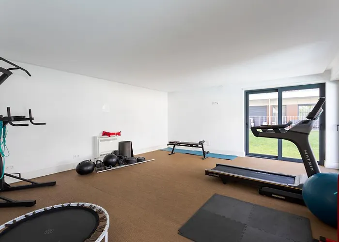 W/ Terrace, Pool & Gym | Antas By Host Wise