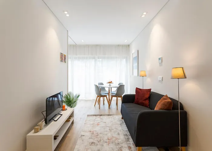 W/ Terrace, Pool & Gym | Antas By Host Wise * 포르투