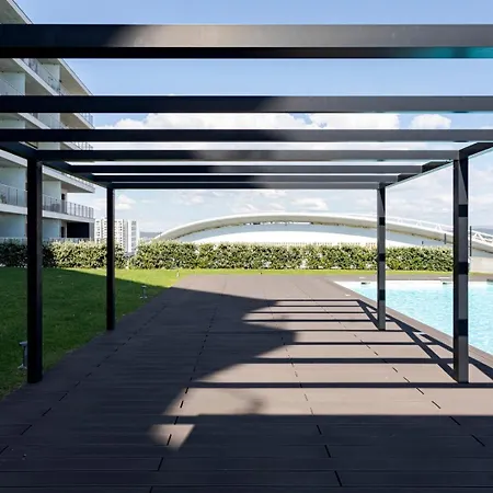 Hostwise - W/ Terrace, Pool & Gym By Dragao *