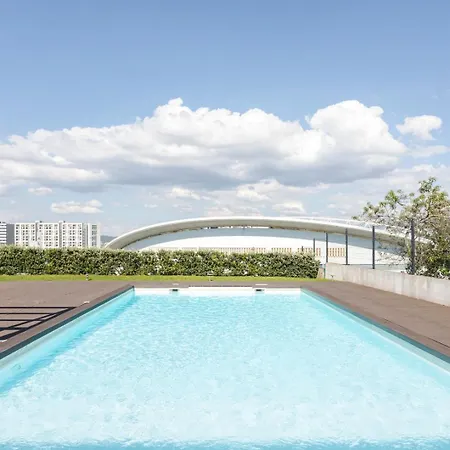 Apartment Hostwise - W/ Terrace, Pool & Gym By Dragao *